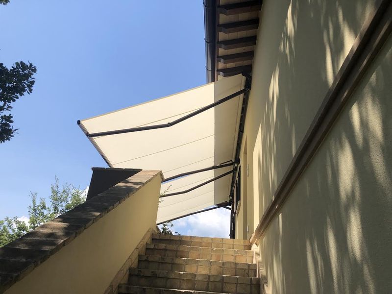 0-22-600h Tende da sole Per Esterni e Balconi a Penne Pescara e Chieti